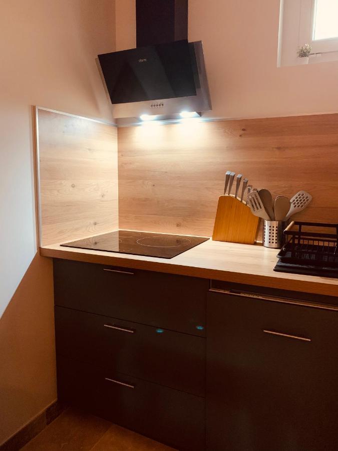 Le Mas Des Glycines Salon-de-Provence Kültér fotó