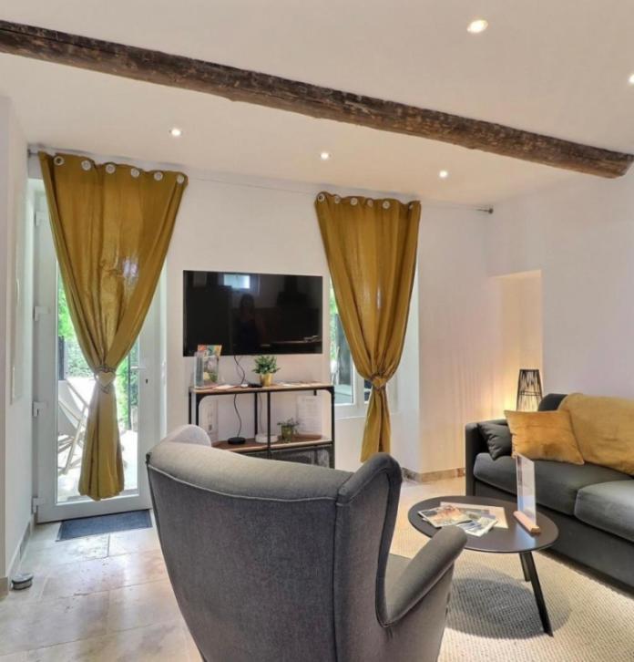 Le Mas Des Glycines Salon-de-Provence Kültér fotó